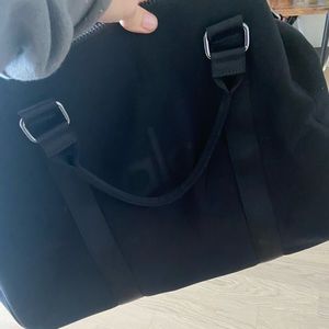 ALO yoga sport bag/weekender